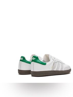 adidas
Samba OG "Kith Classics" sneakers. Like new
